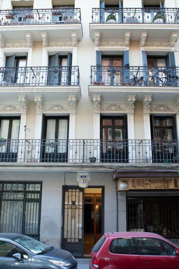 דירות מדריד Elegante Piso Junto Al Museo Del Prado מראה חיצוני תמונה