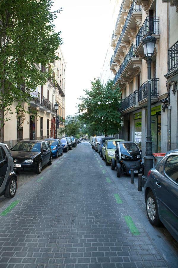 דירות מדריד Elegante Piso Junto Al Museo Del Prado מראה חיצוני תמונה