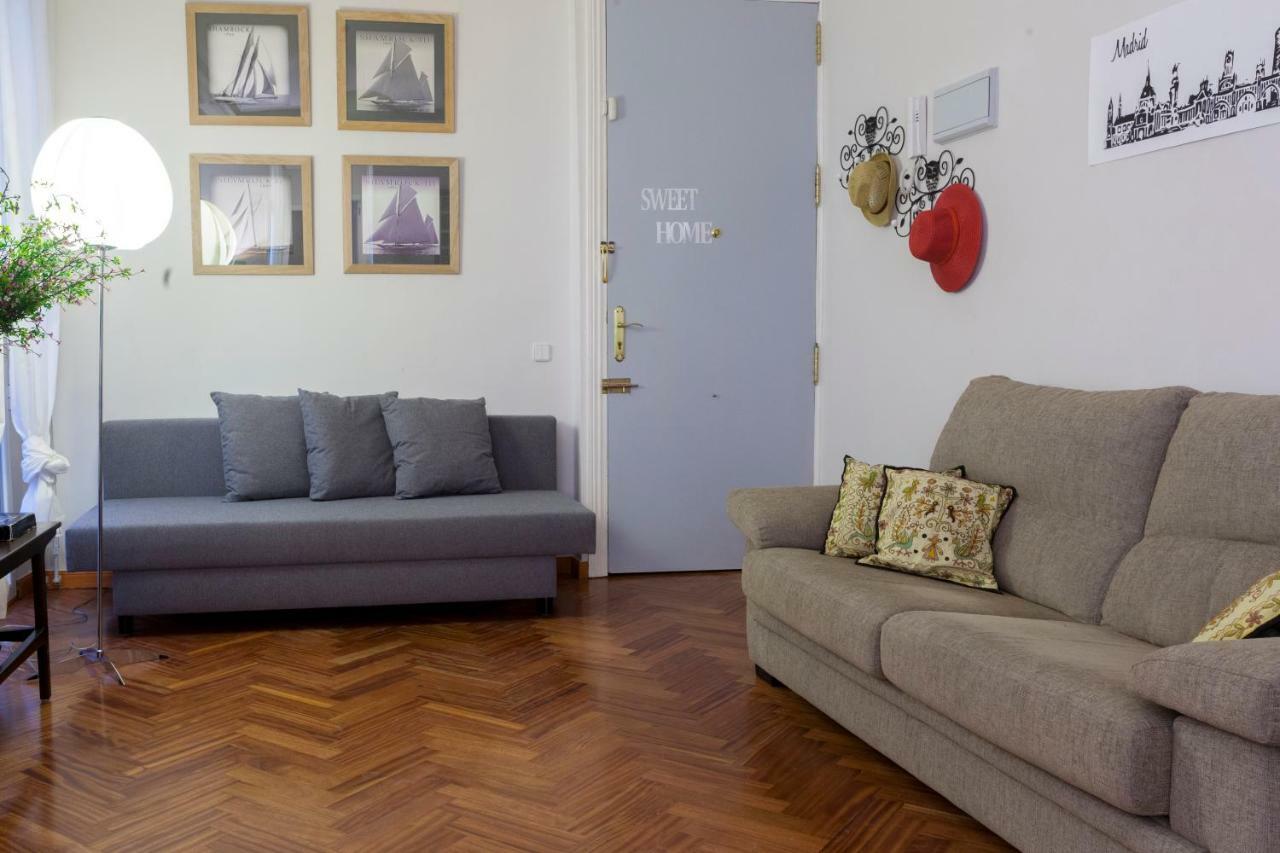 דירות מדריד Elegante Piso Junto Al Museo Del Prado מראה חיצוני תמונה